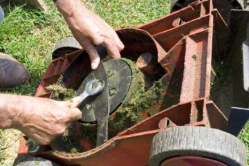 Lawn Mower Blade Spinning But Not Cutting – Why And How?